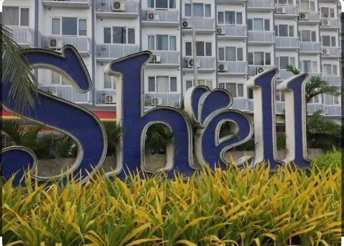 Aparthotel Shell Residences Near Mall Of And Airport