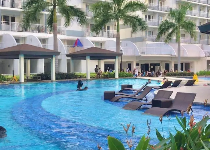 Shell Residences Near Mall Of And Airport Aparthotel