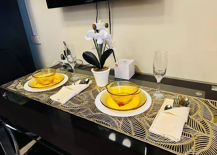 Shell Residences Near Mall Of And Airport *